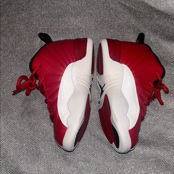 Jordan 12 Alternate size 9c - Picture 3 of 6